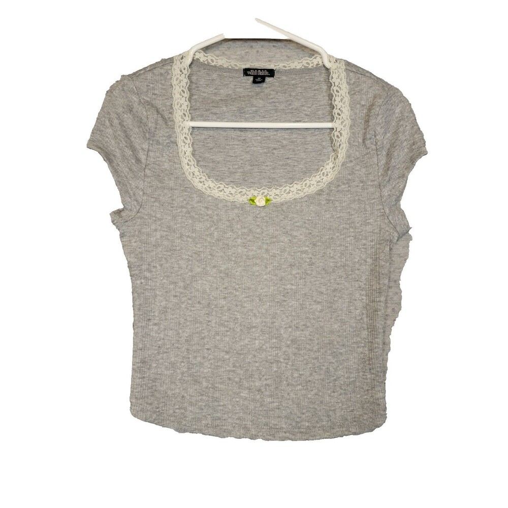 Wild Fable Juniors XS Cropped Baby T-shirt Gray W/ Lace Trim Neckline Coquette